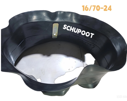 Cruiser Tyre