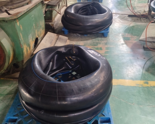 Premium Butyl Rubber 9.00-20 9.00R20 Bus & Medium Truck Inner Tube with TR179A Valve, CoC Approved f